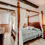 G&s Rustic House