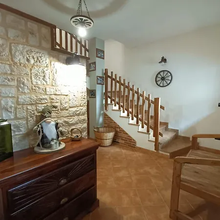 G&s Rustic House *